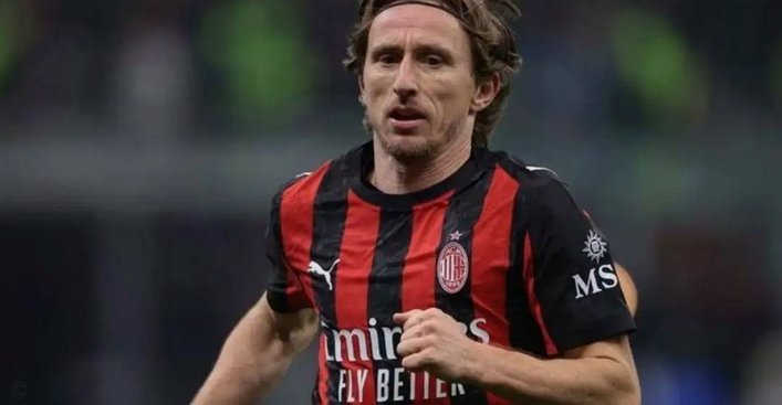 莫德里奇颧骨骨折；赛季报销戴面具出征世界杯