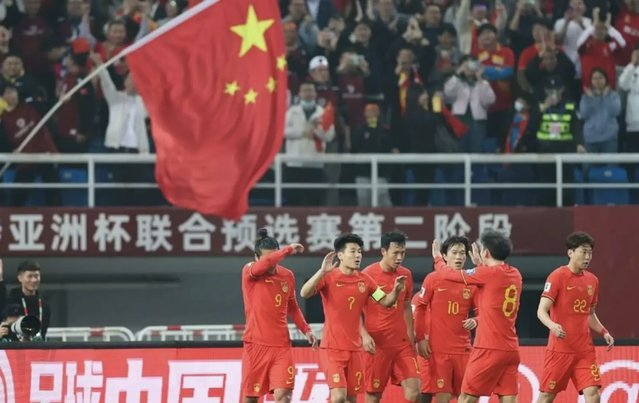 中国足球史上最伟大的足球俱乐部是哪个？