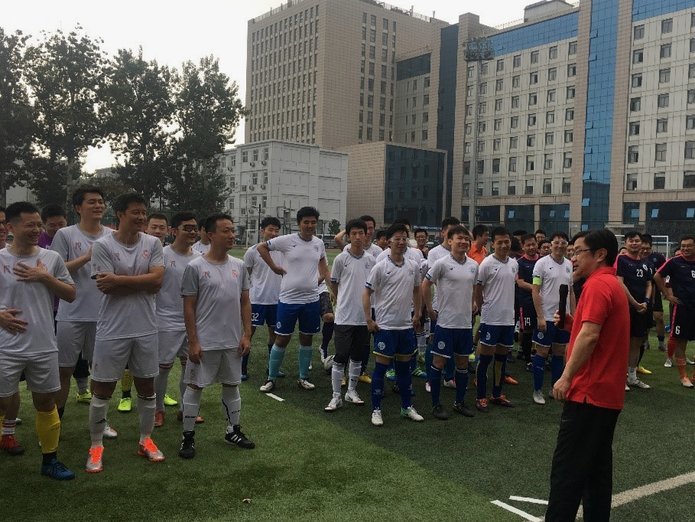 中央财政持续5亿支持校园足球特色学校训练比赛
