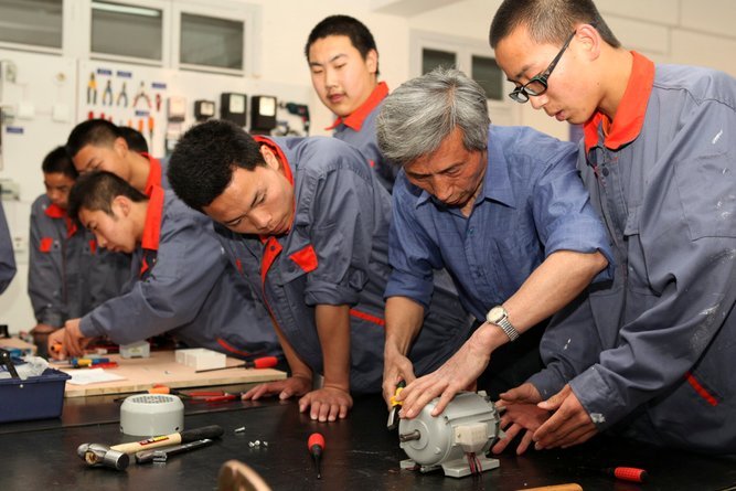 坚决支持留洋但是得去职业梯队！