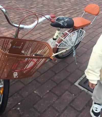 这个青少年区，实际有20个活人吗？我也减少来的次数吧