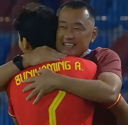 看来布尼亚明基本上坐稳主力了。