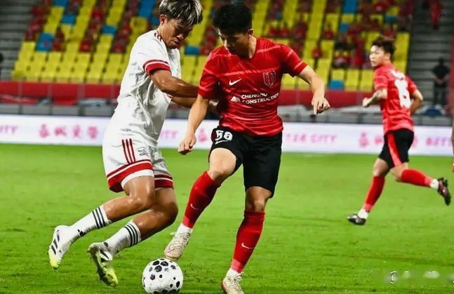 中超-张玉宁双响索罗金绝平 成都连扳两球2-2国安4连平