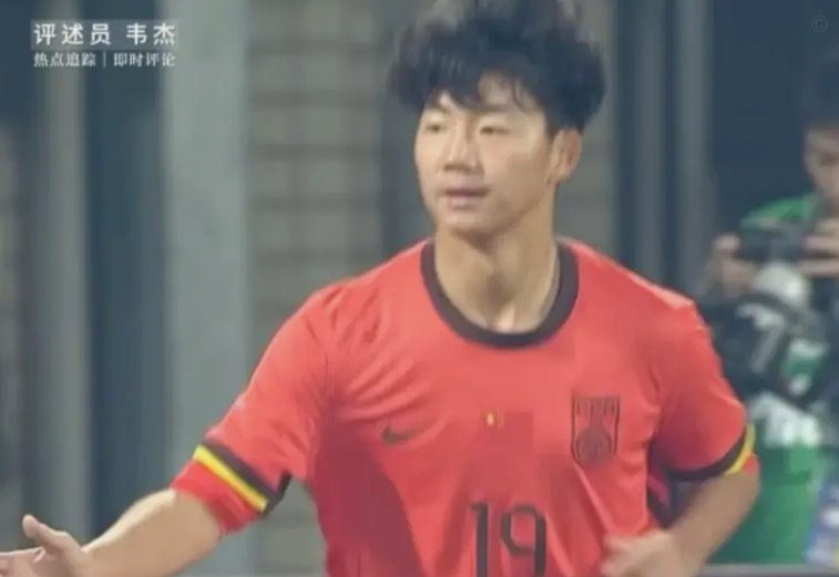 杨瀚森再获G联赛首发，拉什福德欧冠首发出场
