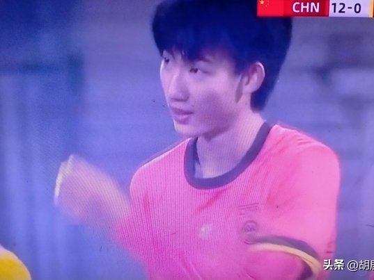 赵松源以高中生身份入选中国男足
