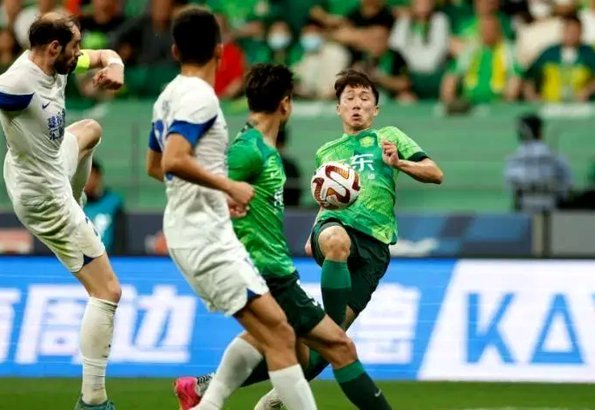 半场：海牛0-2国安，法比奥点射闪击，塞鸟破门